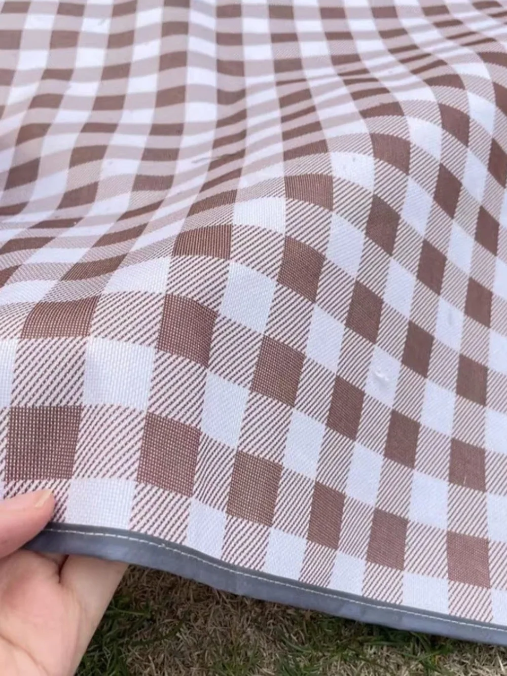 Brown Checkered Picnic Blanket - Lightweight Outdoor Mat